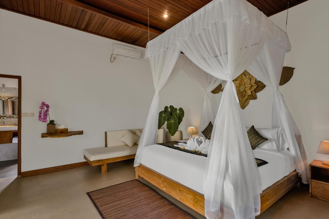 Ratni Ubud Villa Exterior photo
